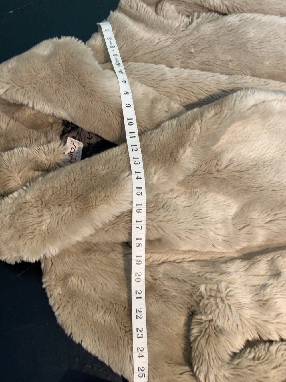 Vintage BYBLOS Italy Faux Fur Cocoon Statement Coat Beige Archival 80s 6057 - Picture 8 of 13
